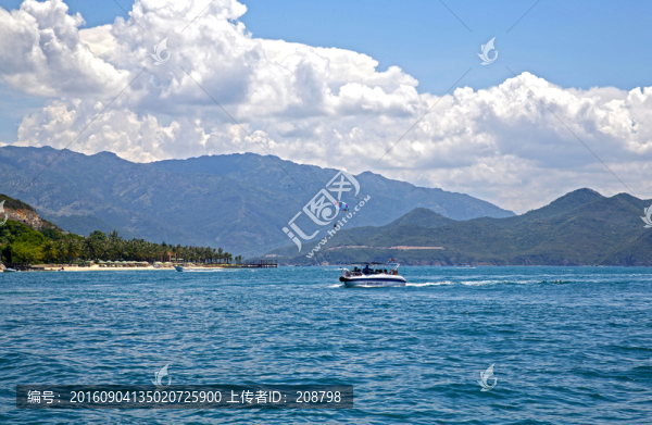藍色的大海