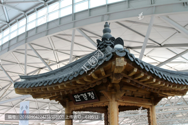 仁川機(jī)場內(nèi)的仿古建筑