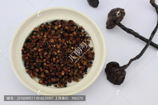 大椒秦椒蜀椒川椒山椒花椒無(wú)ps