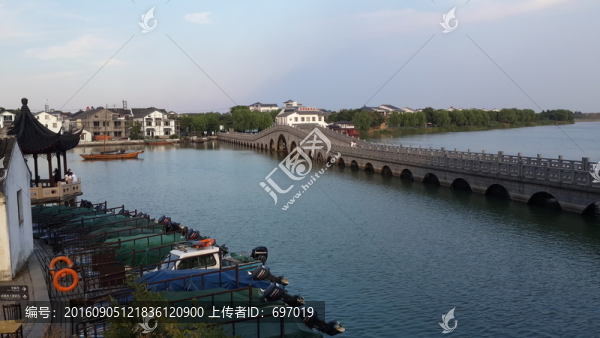 中國(guó)第一水鄉(xiāng)周莊