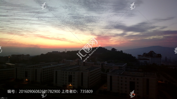 城鎮(zhèn)黃昏