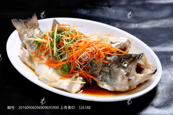 清蒸鱸魚