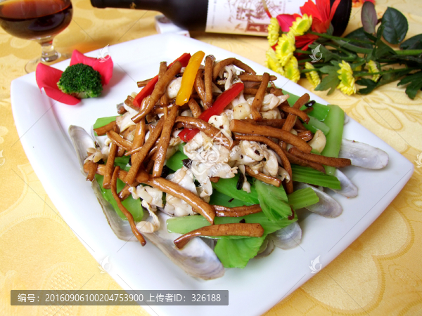 茶樹(shù)菇水東芥圣子皇