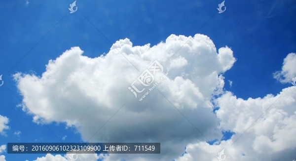 大朵白云