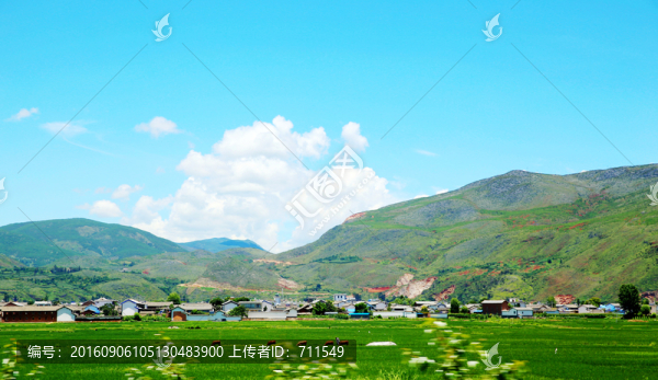山下田園風(fēng)光