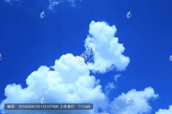 藍(lán)天白云