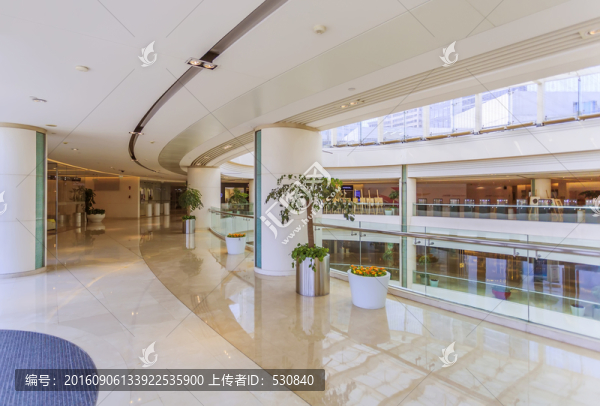 商場內(nèi)景