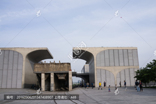 余德耀美術(shù)館,空間設(shè)計(jì)