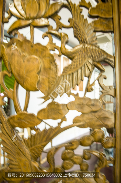 鏤空窗雕