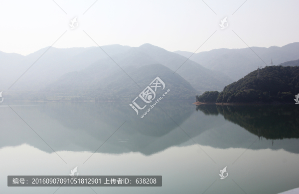 湖光山色