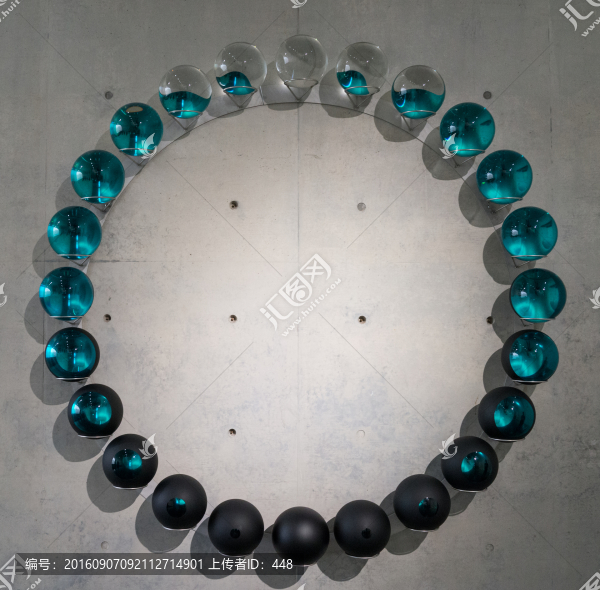 余德耀美術(shù)館展品,玻璃