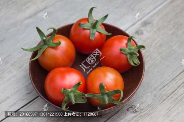 小蕃茄攝影圖片