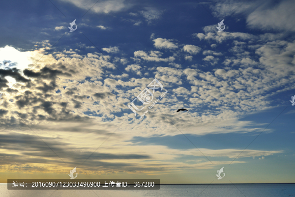 海上云彩