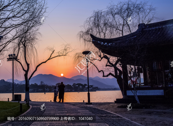 西湖晚霞