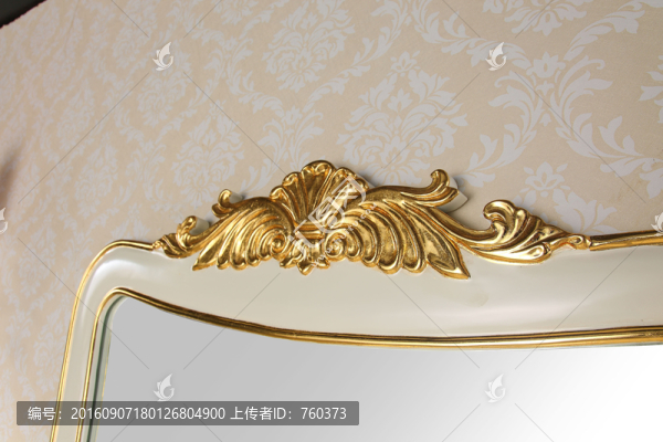 時(shí)尚歐式實(shí)木浴室柜