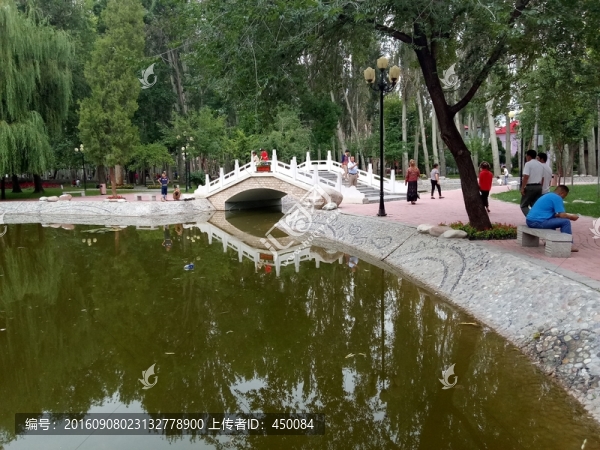公園