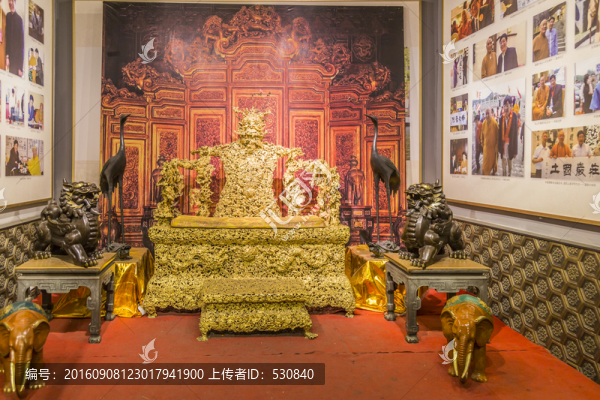 龍椅寶座