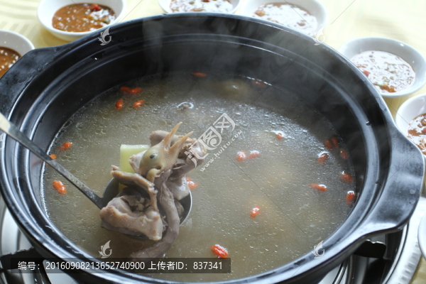 藥材湯底