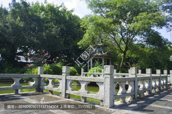 公園涼亭