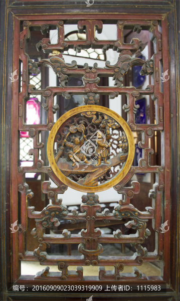古代鏤空木雕