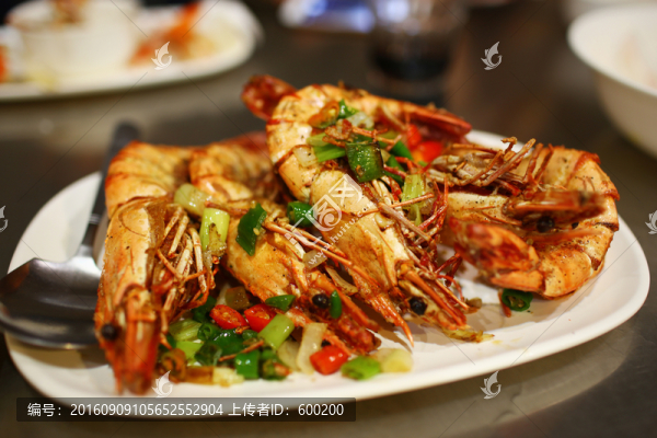 椒鹽風味大蝦海鮮美食