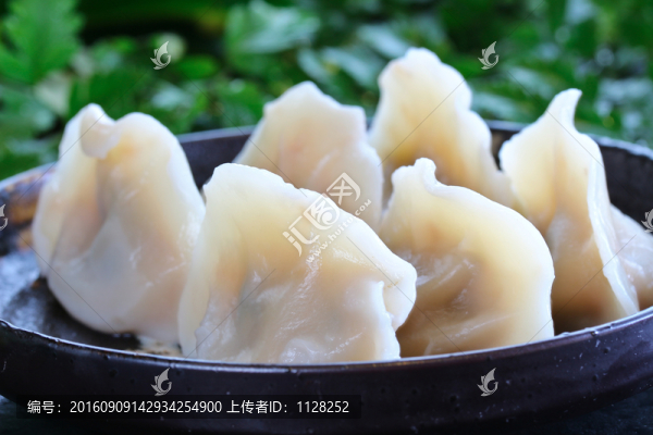 水餃
