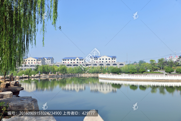沿湖風(fēng)景,,湖邊建筑