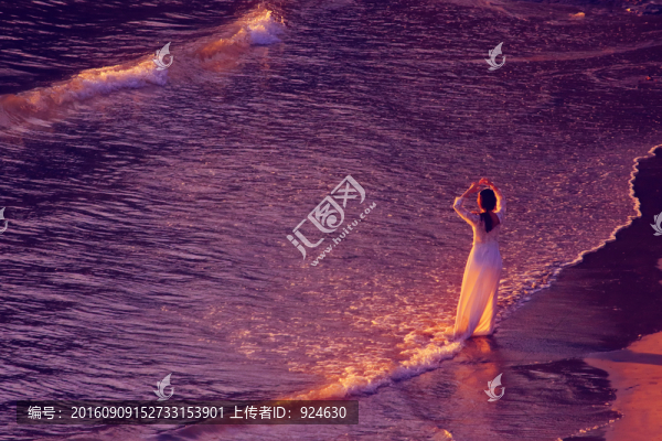 浪漫的美女與海