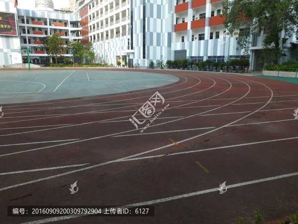 塑膠跑道