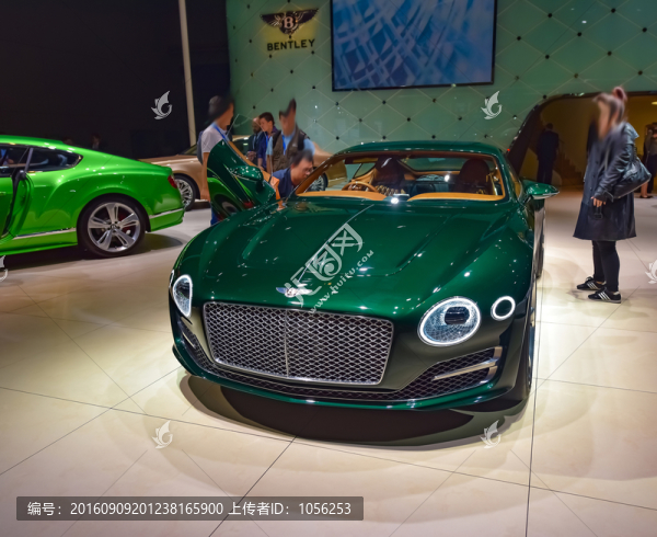 小汽車