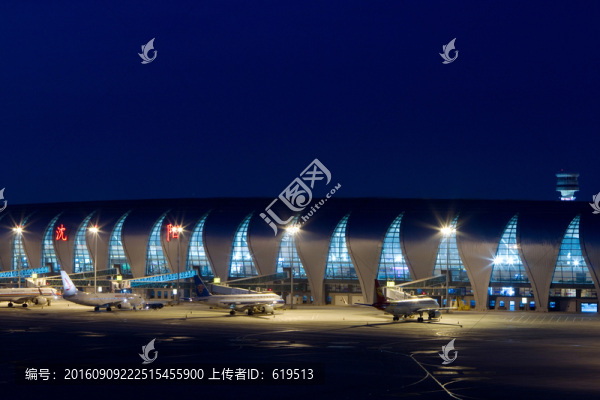 沈陽(yáng)機(jī)場(chǎng)夜景