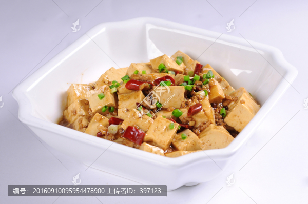 雞扒豆腐