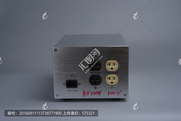 功放機