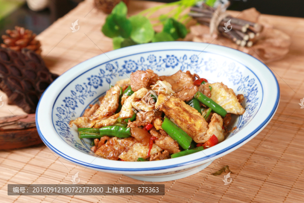 荷包蛋炒肉