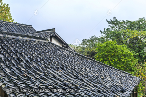 灰瓦