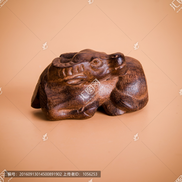 木雕水牛
