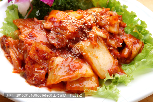 辣白菜炒肉