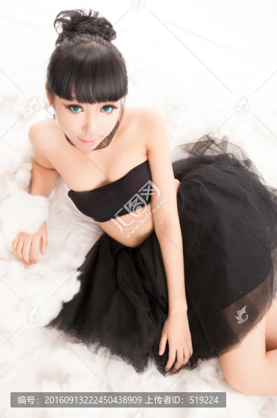 時(shí)尚美女人像