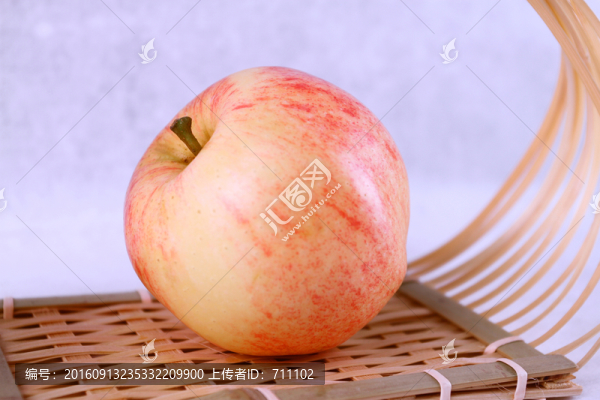 蘋(píng)果
