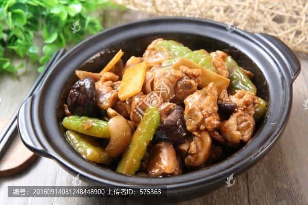 涼瓜燜排骨