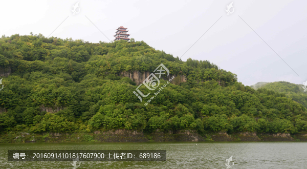 湖光山色