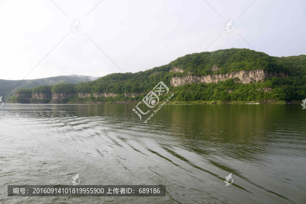 湖光山色