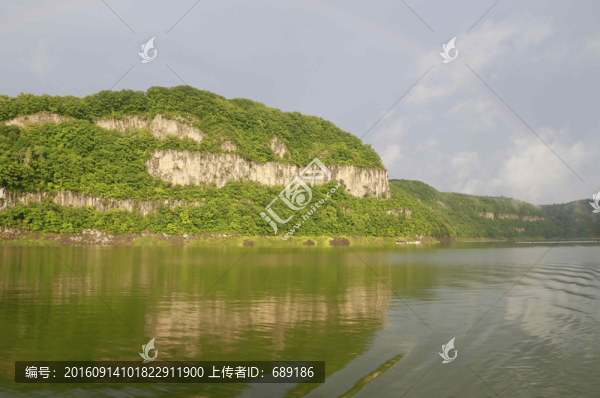 湖光山色