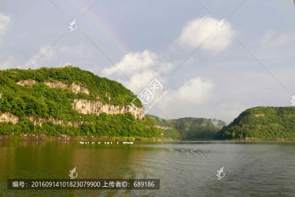 湖光山色