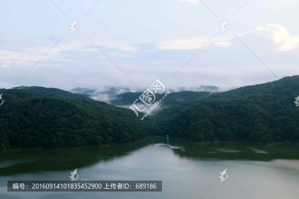 湖光山色