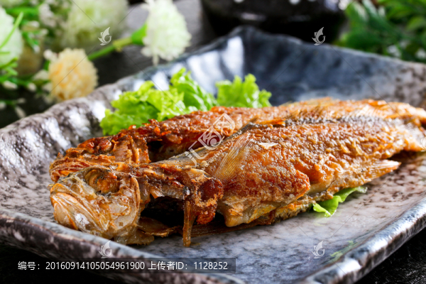 煎黃花魚