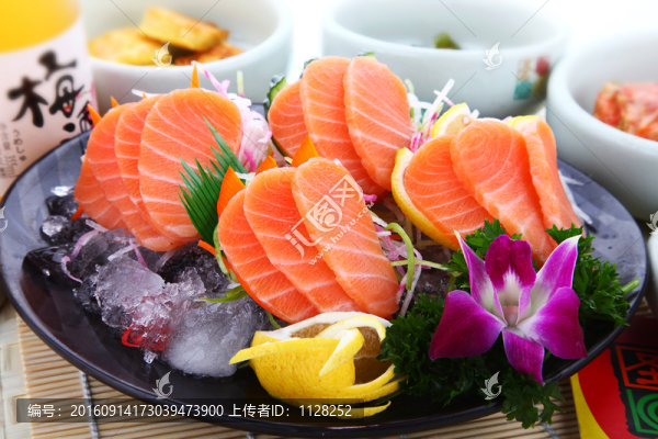 三文魚刺身