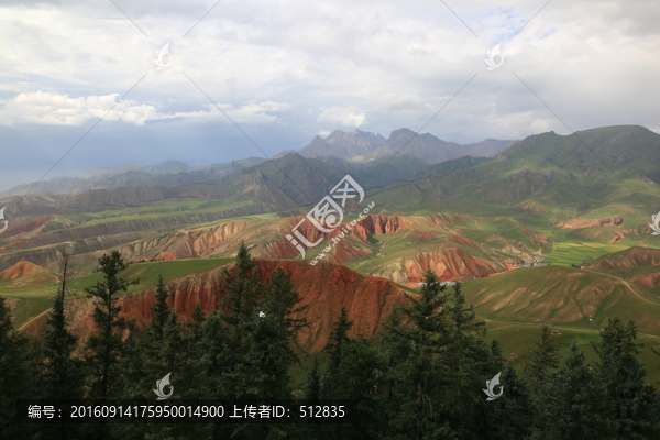 卓爾山