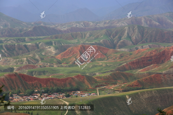 卓爾山