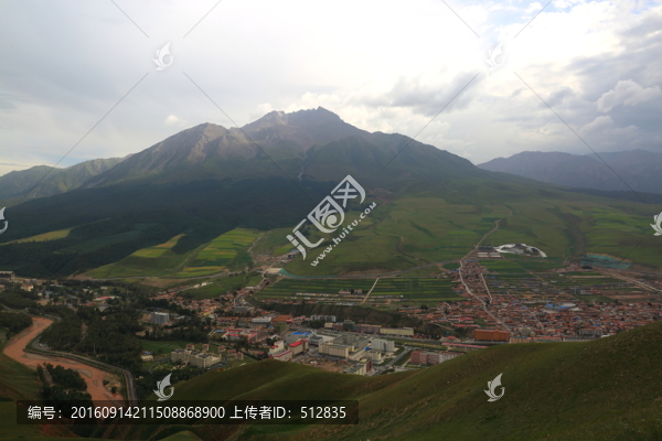 卓爾山